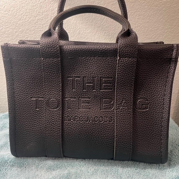 Marc Jacobs Black Textured Tote and Wallet - Picture 3 of 6